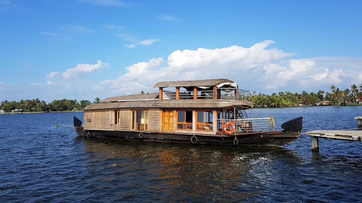 Review: Bethel Houseboats