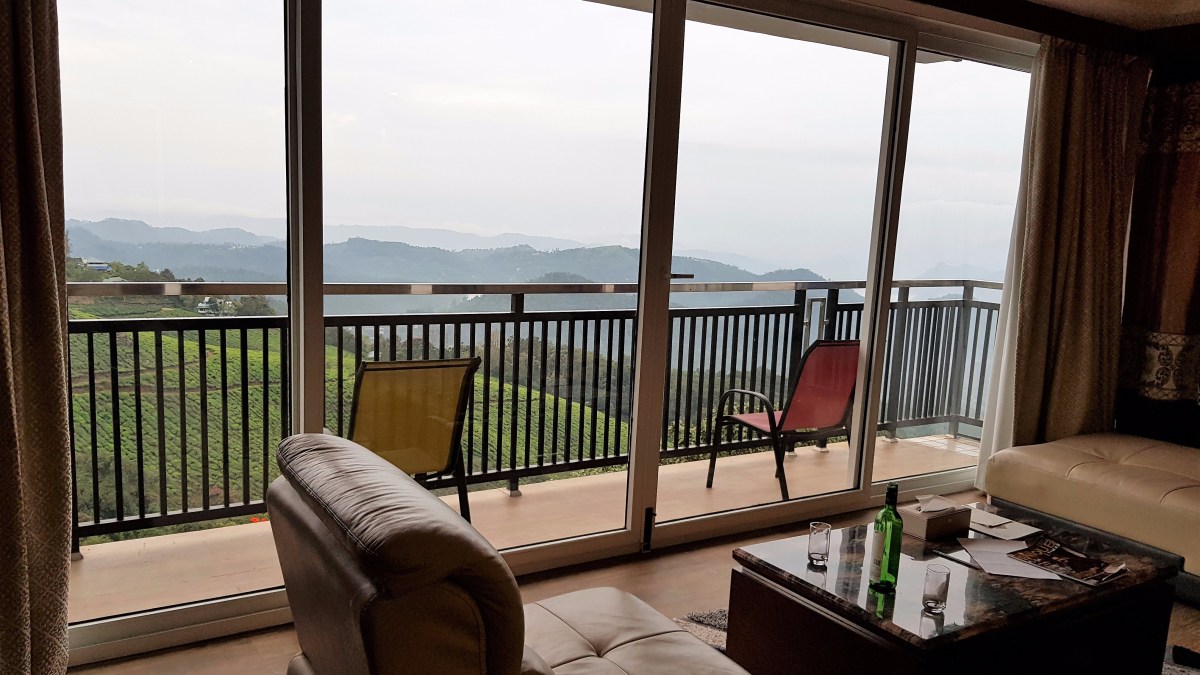 Review: Parakkat Nature